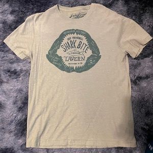 LUCKY BRAND T SHIRT